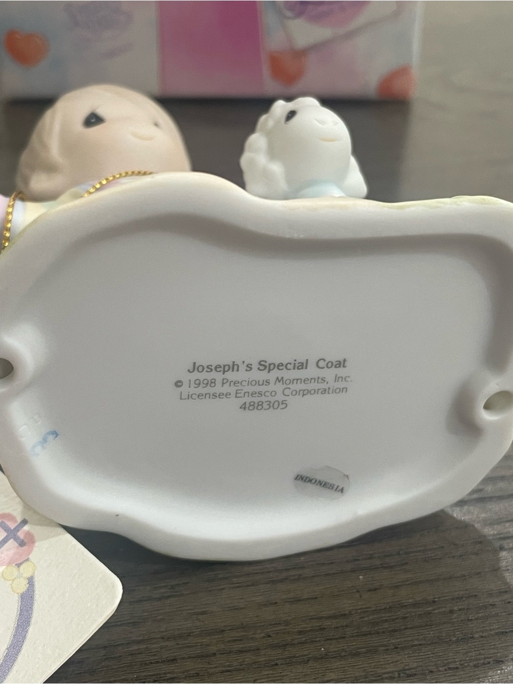 Precious Moments 488305 “Joseph’s special coat” - Picture 2 of 4